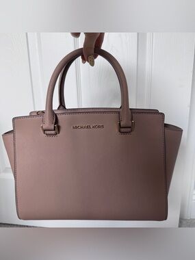 Michael Kors Tan Leather Purse